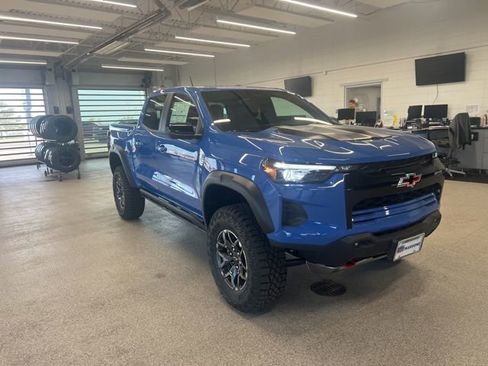 New 2026 Chevrolet Colorado ZR2 w/ Technology Package AWD/4WD image 3