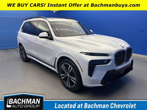 Used 2023 BMW X7 xDrive40i w/ M Sport Package image 1