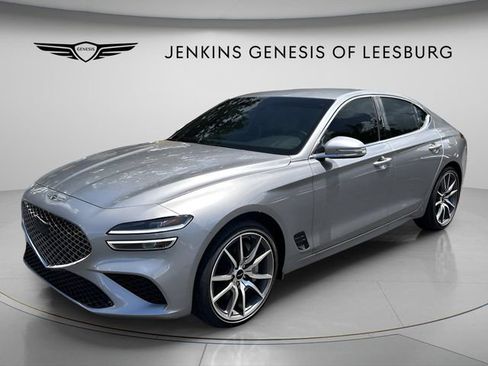 Used 2025 Genesis G70 2.5T RWD image 7