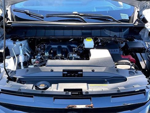 New 2025 Nissan Pathfinder Platinum image 12