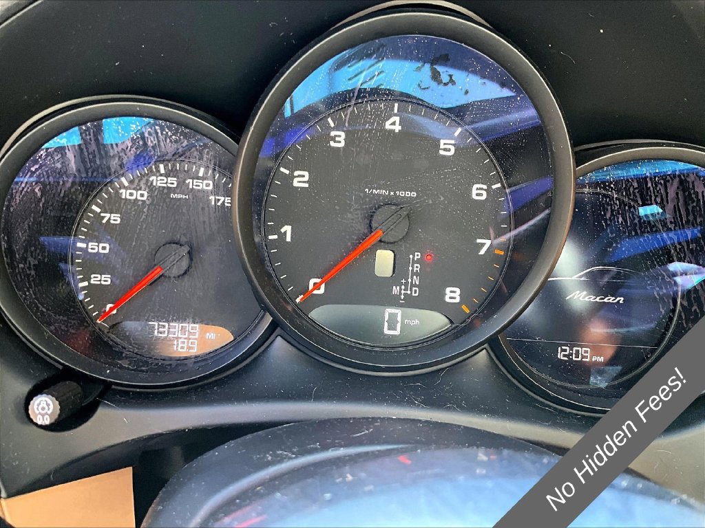 Used 2020 Porsche Macan AWD/4WD image 17