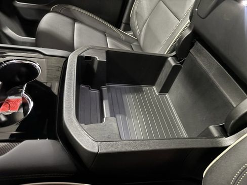 New 2026 GMC Yukon Elevation image 22