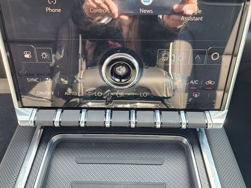 New 2026 GMC Sierra EV Elevation w/ LPO, Elevation Dark Package image 31