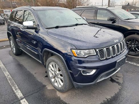 Used 2017 Jeep Grand Cherokee Limited image 6