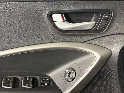 Used 2015 Hyundai Santa Fe Limited w/ Option Group 04 AWD/4WD image 13