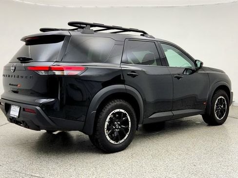 Used 2025 Nissan Pathfinder Rock Creek AWD/4WD image 5