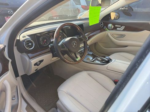 Used 2017 Mercedes-Benz E 300 4MATIC image 10