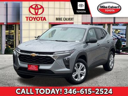 Used 2025 Chevrolet Trax LS