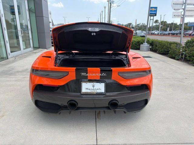 Used 2023 Maserati MC20 Spyder RWD image 11