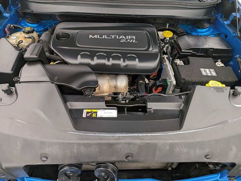 Used 2018 Jeep Cherokee Limited w/ Luxury Group image 14