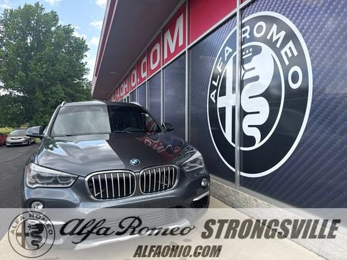 Used 2018 BMW X1 sDrive28i FWD image 1