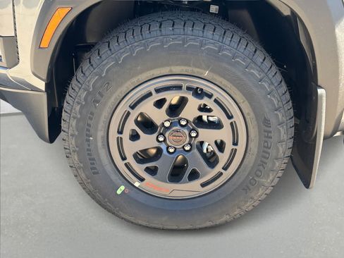 New 2026 Nissan Frontier Pro-X image 8