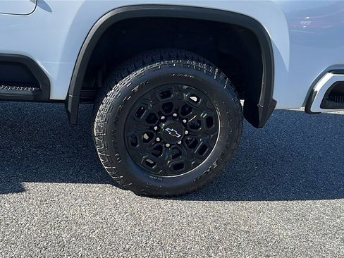 Certified 2022 Chevrolet Silverado 2500 LTZ w/ LTZ Plus Package image 9