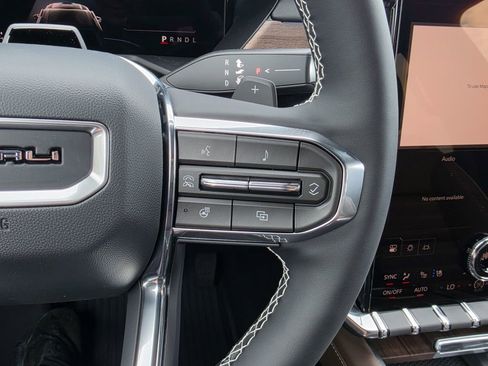 New 2026 GMC Acadia Denali Ultimate w/ LPO, Floor Liner Package AWD/4WD image 28