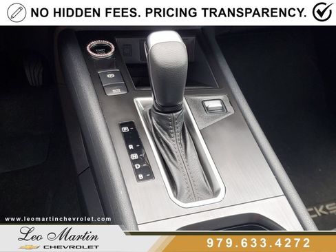 Used 2025 Nissan Kicks SV FWD image 23