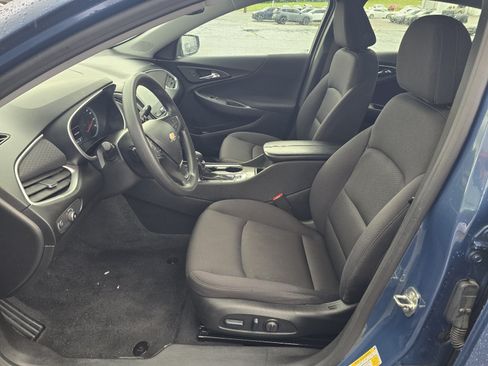 Used 2024 Chevrolet Malibu LT FWD image 12