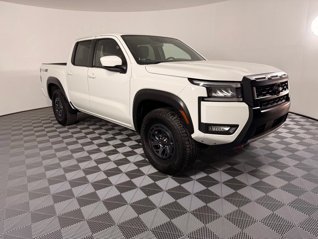 Used 2026 Nissan Frontier PRO-4X AWD/4WD image 5