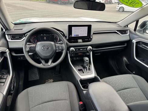 Used 2023 Toyota RAV4 XLE FWD image 14