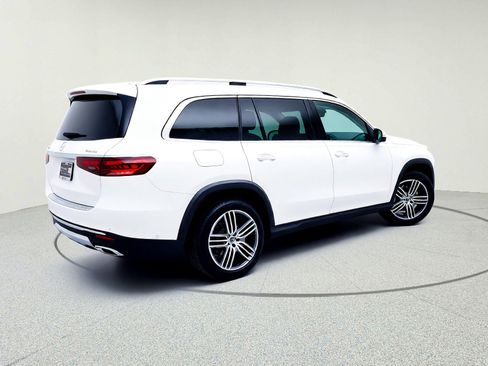 New 2026 Mercedes-Benz GLS 450 4MATIC image 7