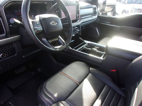 Certified 2024 Ford F250 Platinum image 12