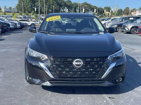 Used 2025 Nissan Sentra SV FWD image 2