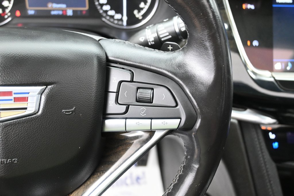 Used 2021 Cadillac XT6 Premium Luxury AWD/4WD image 13