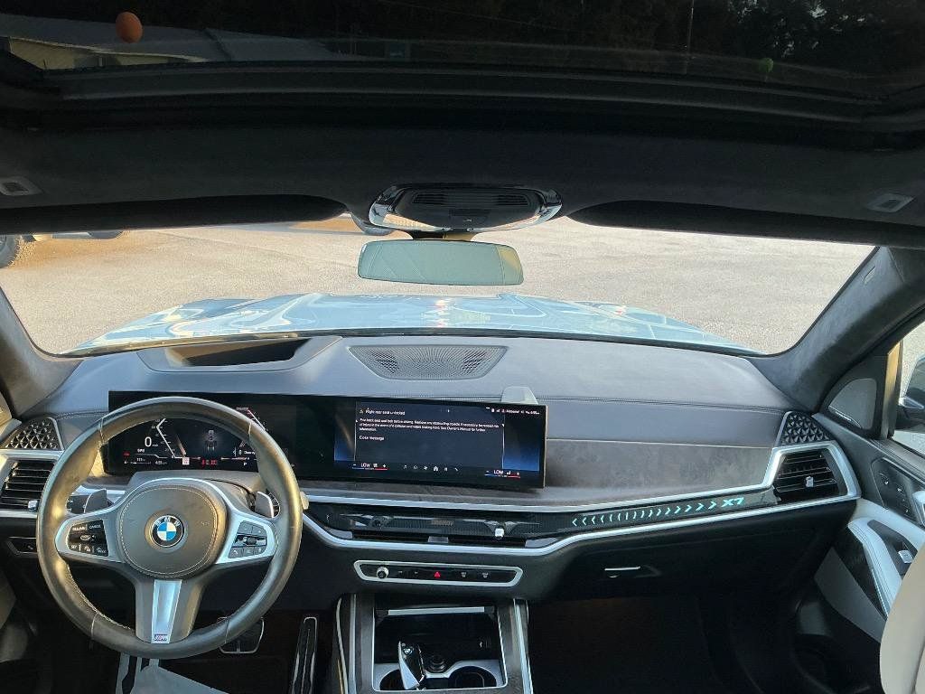 Used 2024 BMW X7 xDrive40i w/ Executive Package AWD/4WD image 16