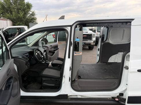 Used 2022 Ford Transit Connect XL FWD image 16