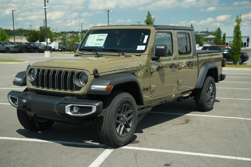 New 2026 Jeep Gladiator Sport w/ Dual Top Group AWD/4WD image 3