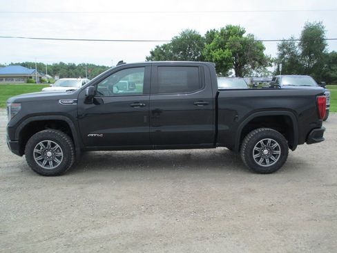 New 2026 GMC Sierra 1500 AT4 w/ AT4 Premium Package AWD/4WD image 9