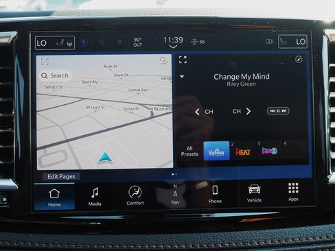 New 2026 Chrysler Pacifica Pinnacle image 25