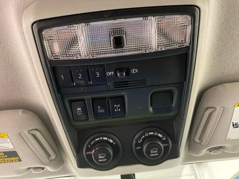 Used 2019 Toyota 4Runner TRD Off-Road Premium AWD/4WD image 24