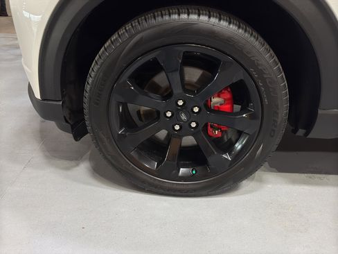 Used 2024 Ford Explorer ST w/ Technology Package image 10