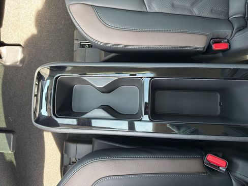 New 2026 Nissan Pathfinder Platinum image 34