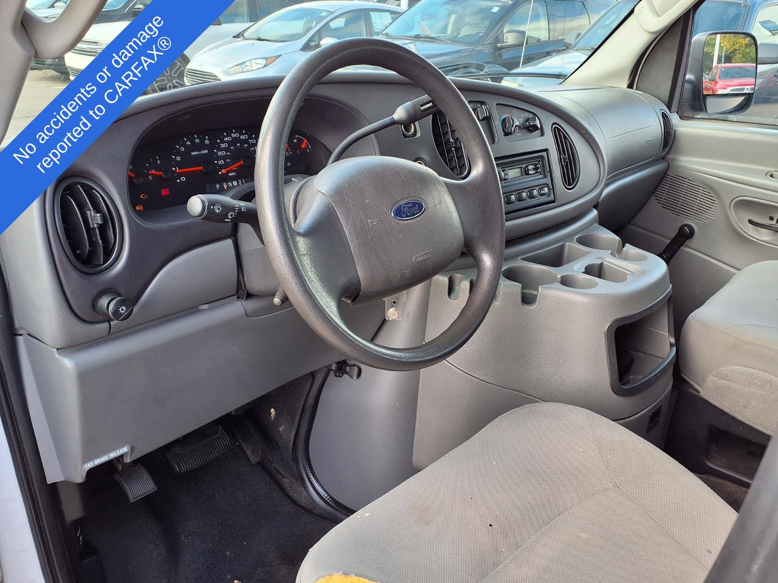 Used 2005 Ford E-150 and Econoline 150 RWD image 16