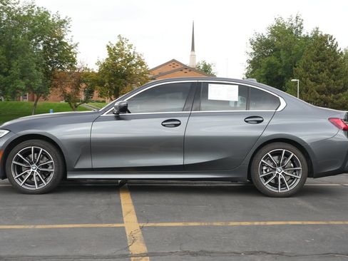 Used 2021 BMW 330i xDrive Sedan w/ Convenience Package AWD/4WD image 2