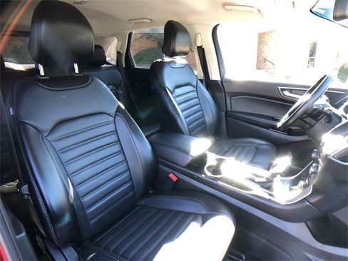 Used 2016 Ford Edge SEL w/ Equipment Group 201A image 25