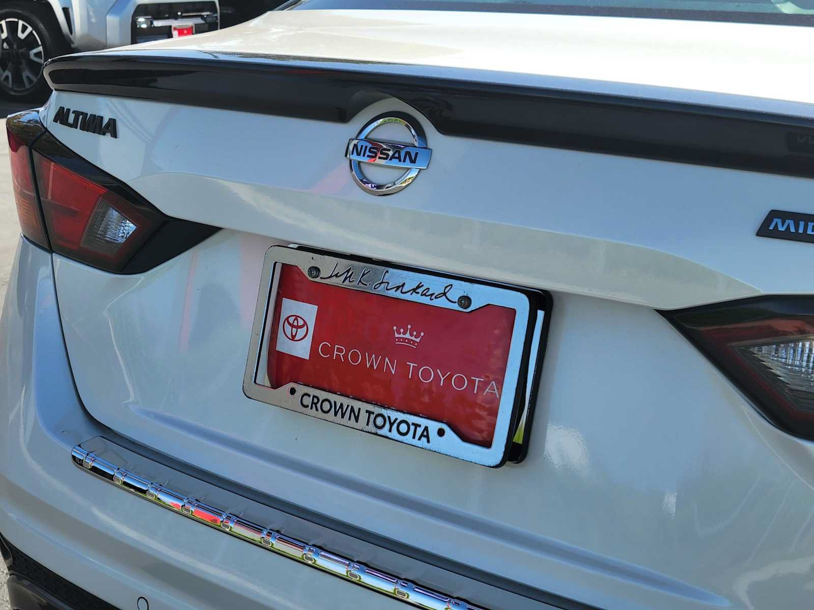Used 2022 Nissan Altima 2.5 SR w/ Midnight Edition Package FWD image 13