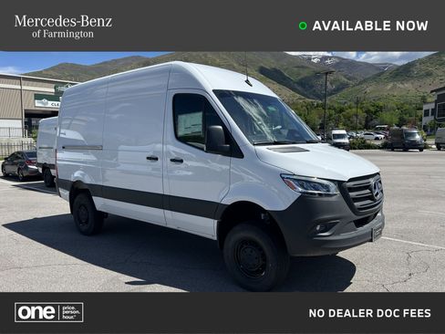 New 2025 Mercedes-Benz Sprinter 2500 image 1