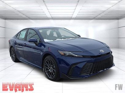 New 2026 Toyota Camry SE w/ Convenience Package