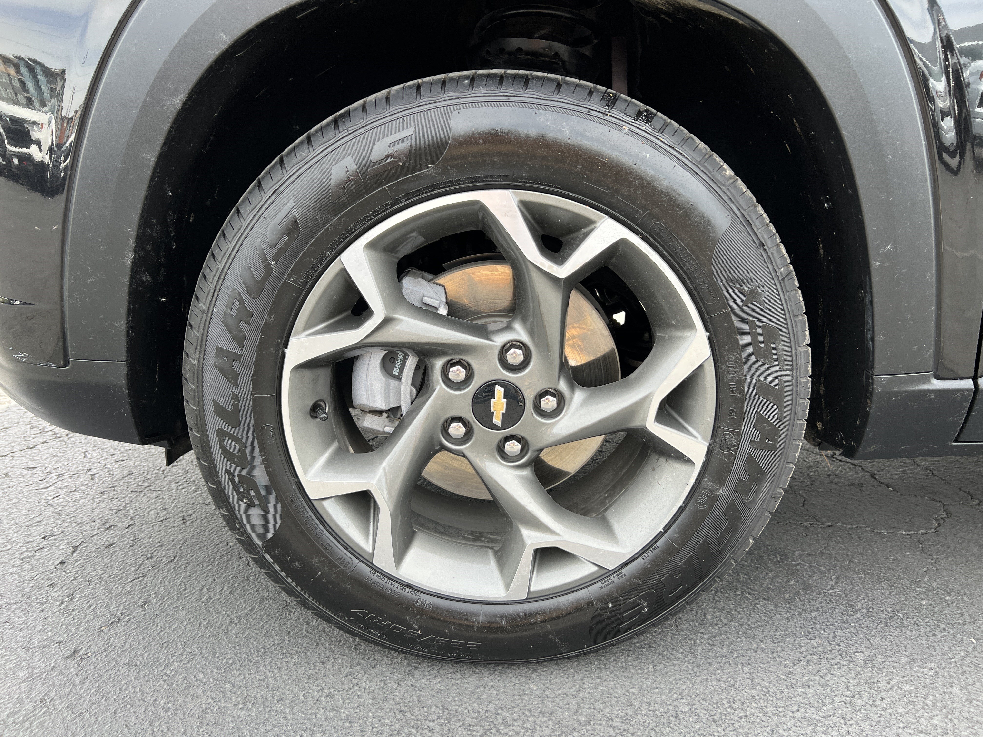 Used 2025 Chevrolet Trax LT FWD image 10