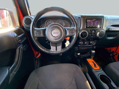 Used 2015 Jeep Wrangler Unlimited Sport w/ Quick Order Package 24S AWD/4WD image 6