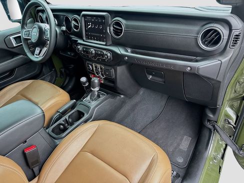 Used 2023 Jeep Wrangler Unlimited Rubicon 4xe AWD/4WD image 34