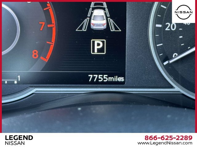 Used 2025 Nissan Versa SR w/ Trunk Package FWD image 23