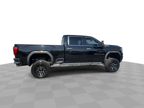 Certified 2020 GMC Sierra 2500 Denali w/ Denali Ultimate Package AWD/4WD image 2