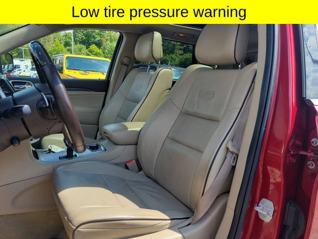 Used 2015 Jeep Grand Cherokee Overland AWD/4WD image 24
