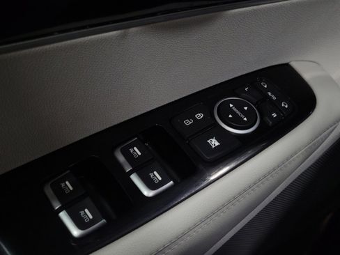 Used 2019 Kia Sorento SX w/ SX Touring Package image 27