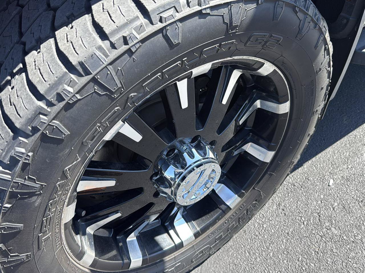 Used 2017 Ford F250 XLT w/ XLT Premium Package AWD/4WD image 9