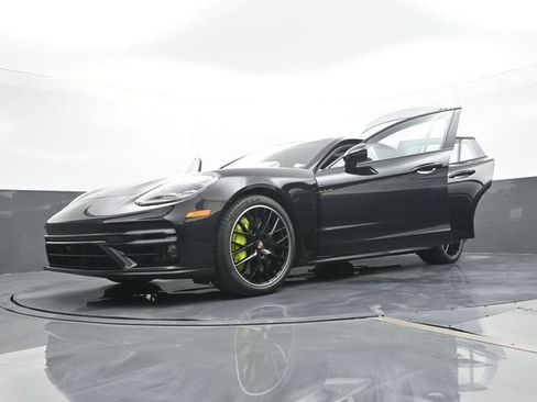 Certified 2021 Porsche Panamera Turbo S AWD/4WD image 31