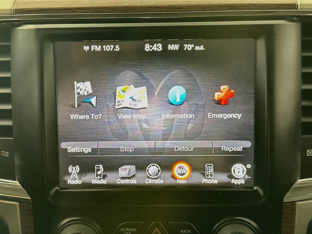 Used 2014 RAM 3500 Laramie AWD/4WD image 19